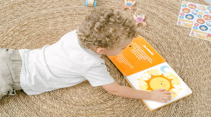 Bilingual toddler sings along to our musical book, Sol Solecito & Other Nursery Rhymes, which features popular Spanish nursery rhymes to get little ones engaged and excited about learning a second language ! 